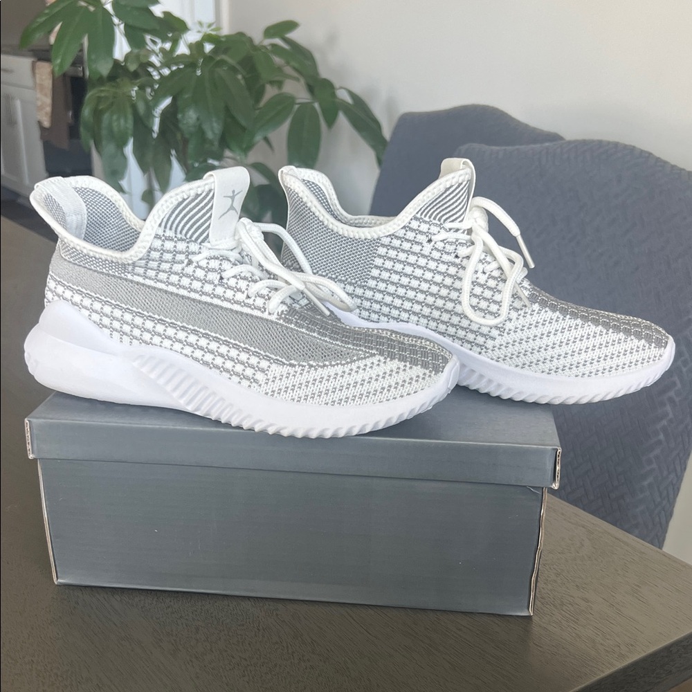 Danskin Kids White and Gray Sneakers